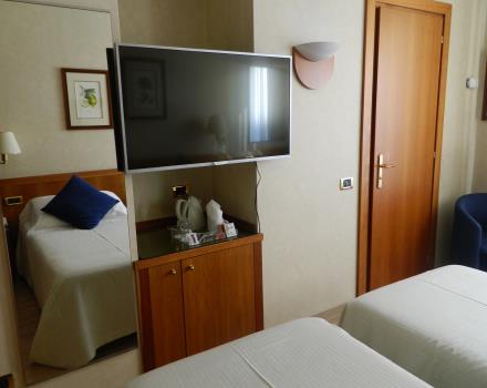 Classic twin rooms of Hotel Cappello d''Oro Bergamo waiting